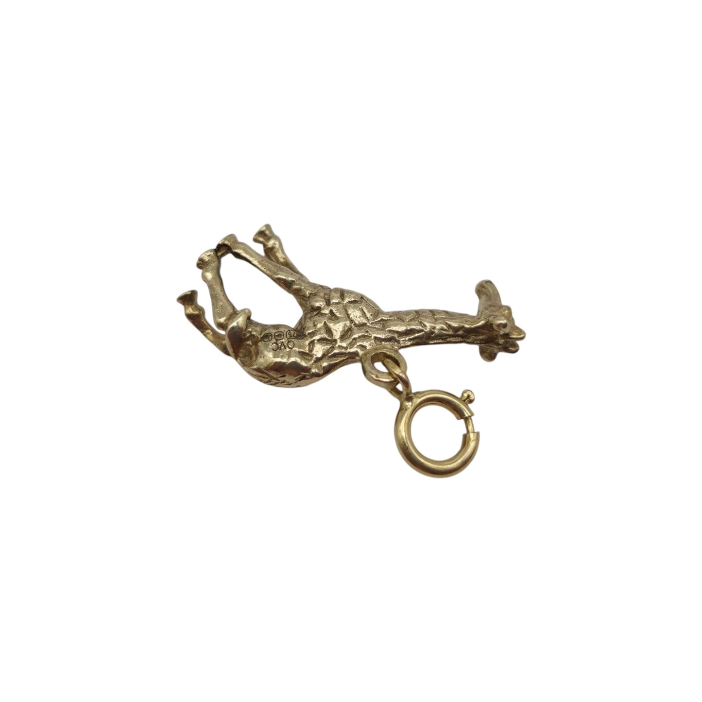 9ct 375 Yellow Gold Giraffe Charm 2001 L 1.5 cm 1.2 g.