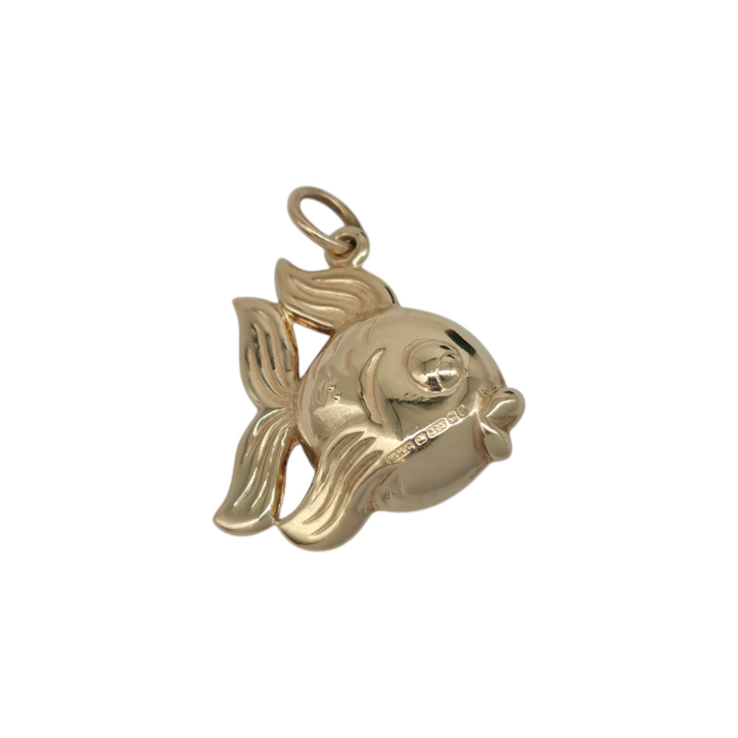 9ct 375 Yellow Gold Goldfish Charm 1979 L 1.8 cm 1.4 g.