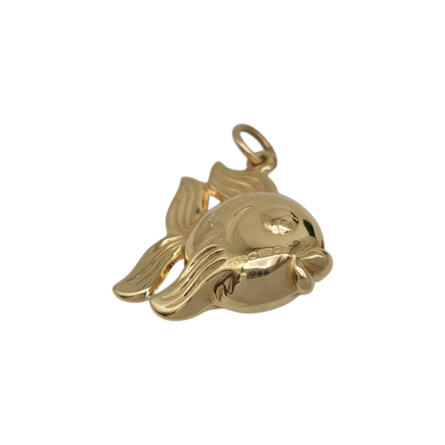 9ct 375 Yellow Gold Goldfish Charm 1979 L 1.8 cm 1.4 g.