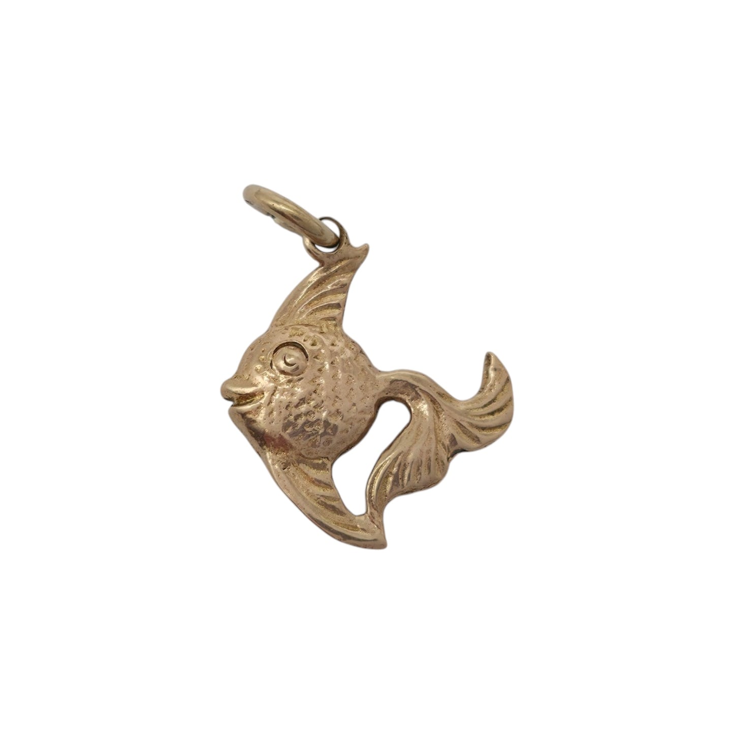 9ct 375 Yellow Gold Goldfish Charm 1957 L 1.5 cm 1.5 g.