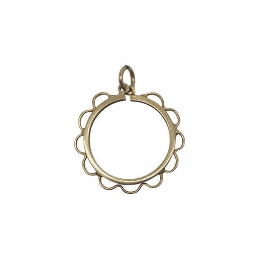 9ct 375 Yellow Gold Half Sovereign Coin Mount Pendant 1963 L 2.2 cm 1.3 g.