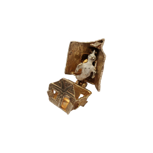Heavy 9ct 375 Yellow Gold Haunted House Opening Charm 1970 L 1.9 cm 7.0 g.