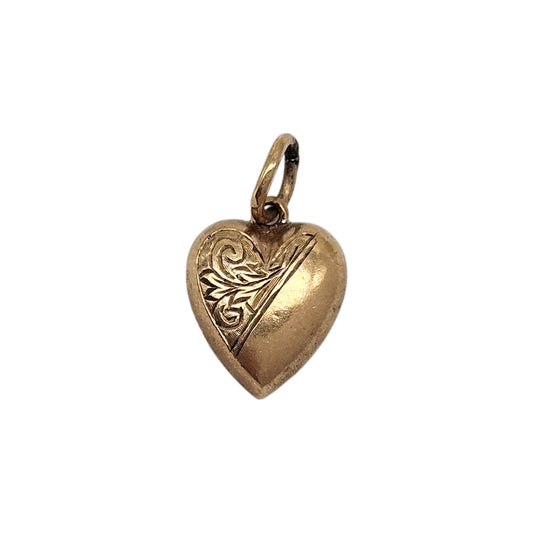 9ct 375 Yellow Gold Heart Charm 1960 L 1.0 cm 0.5 g.