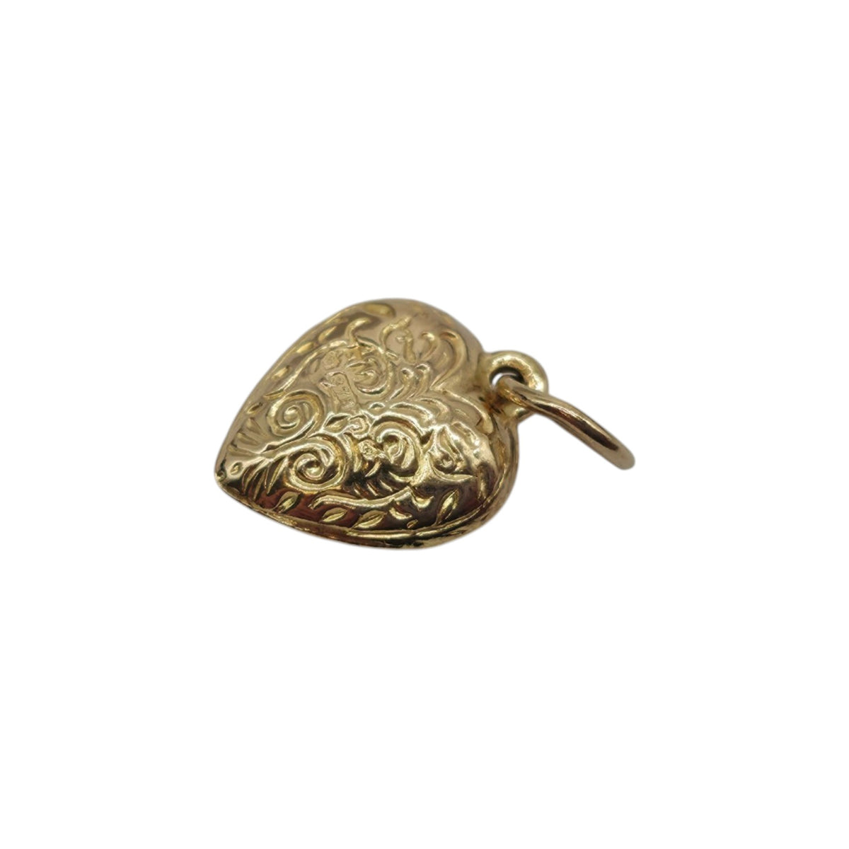 Petite 9ct 375 Yellow Gold Engraved Heart Charm c.1980 L 0.8 cm 0.2 g.
