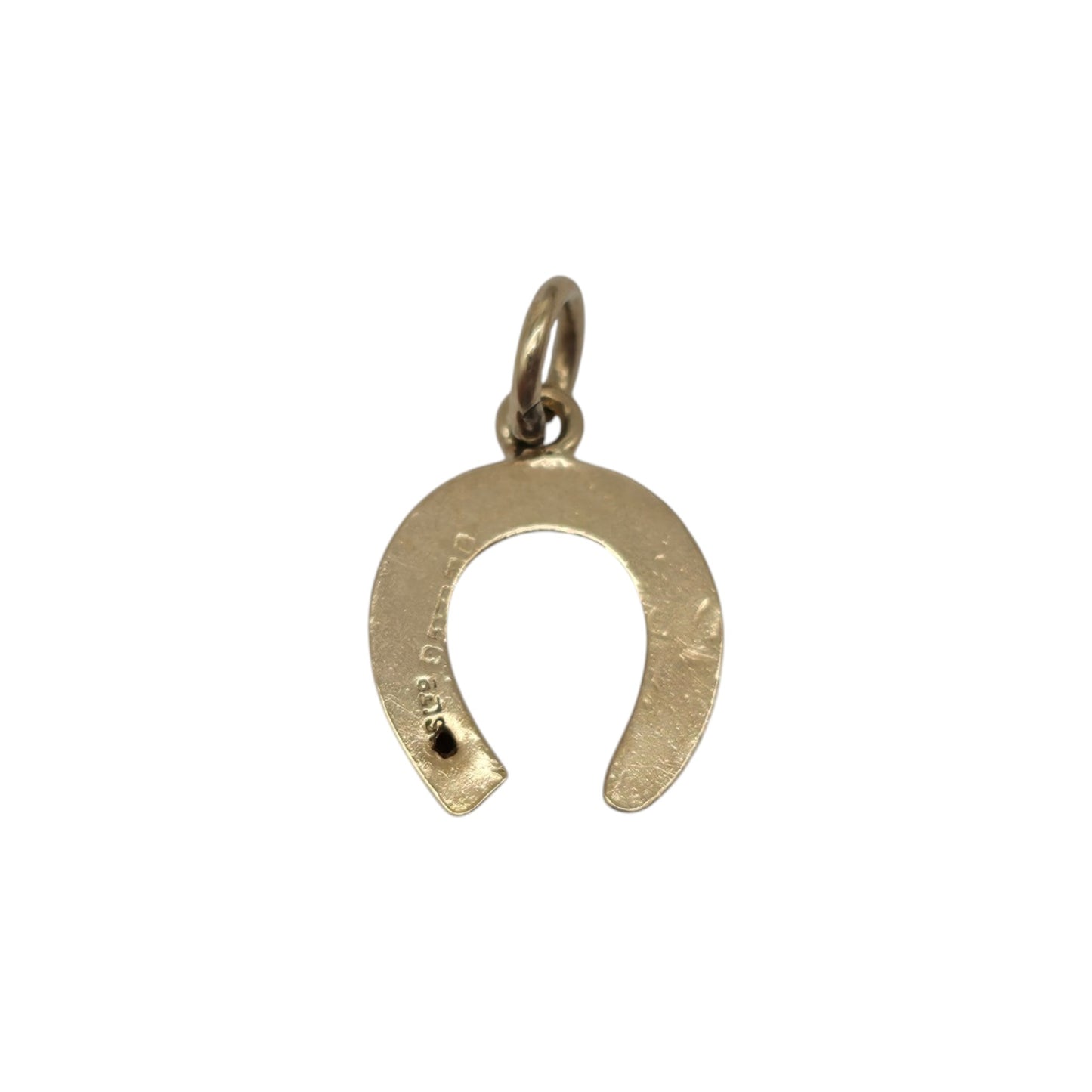 9ct 375 Yellow Gold Horseshoe Charm 1960 L 0.9 cm 0.4 g.