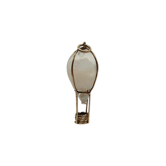 Unusual 9ct 375 Yellow Gold Hot Air Balloon With Opals Charm 1963 L 2.5 cm 2.6 g.