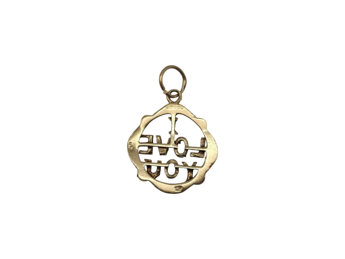 9金 375イエローゴールド 「I Love You」チャーム 1967年製 長さ1.8cm 1.4g。