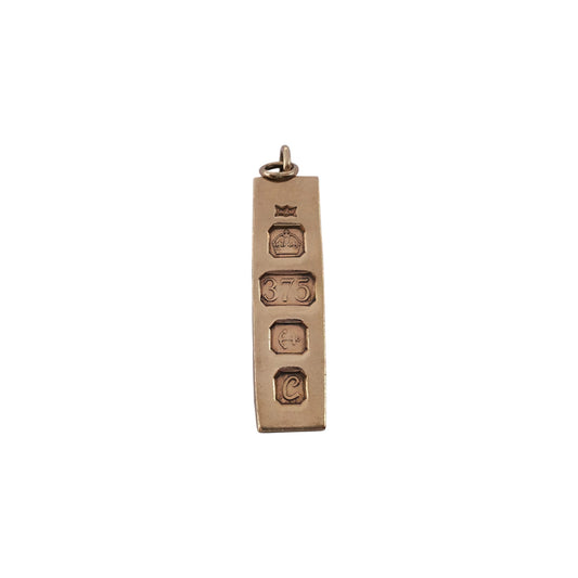 9ct 375 Yellow Gold Ingot Charm 1977 L 2.9 cm 7.9 g.
