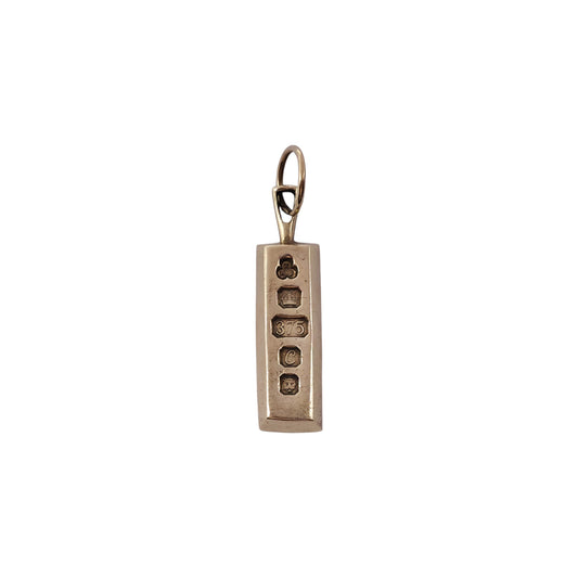9ct 375 Yellow Gold Ingot Pendant 1977 L 2.6 cm 8.2 g.