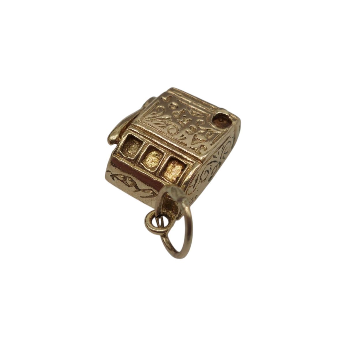 9ct 375 Yellow Gold Jackpot Charm 1968 L 1.0 cm 2.1 g.