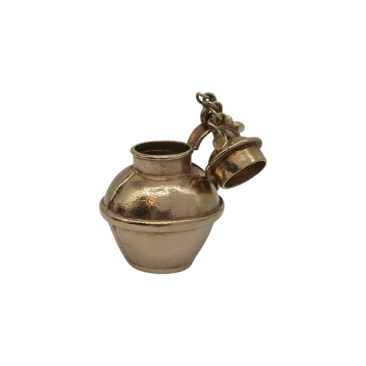 9ct 375 Yellow Gold Jersey Jug Opening Charm 1971 L 1.5 cm 3.8 g.