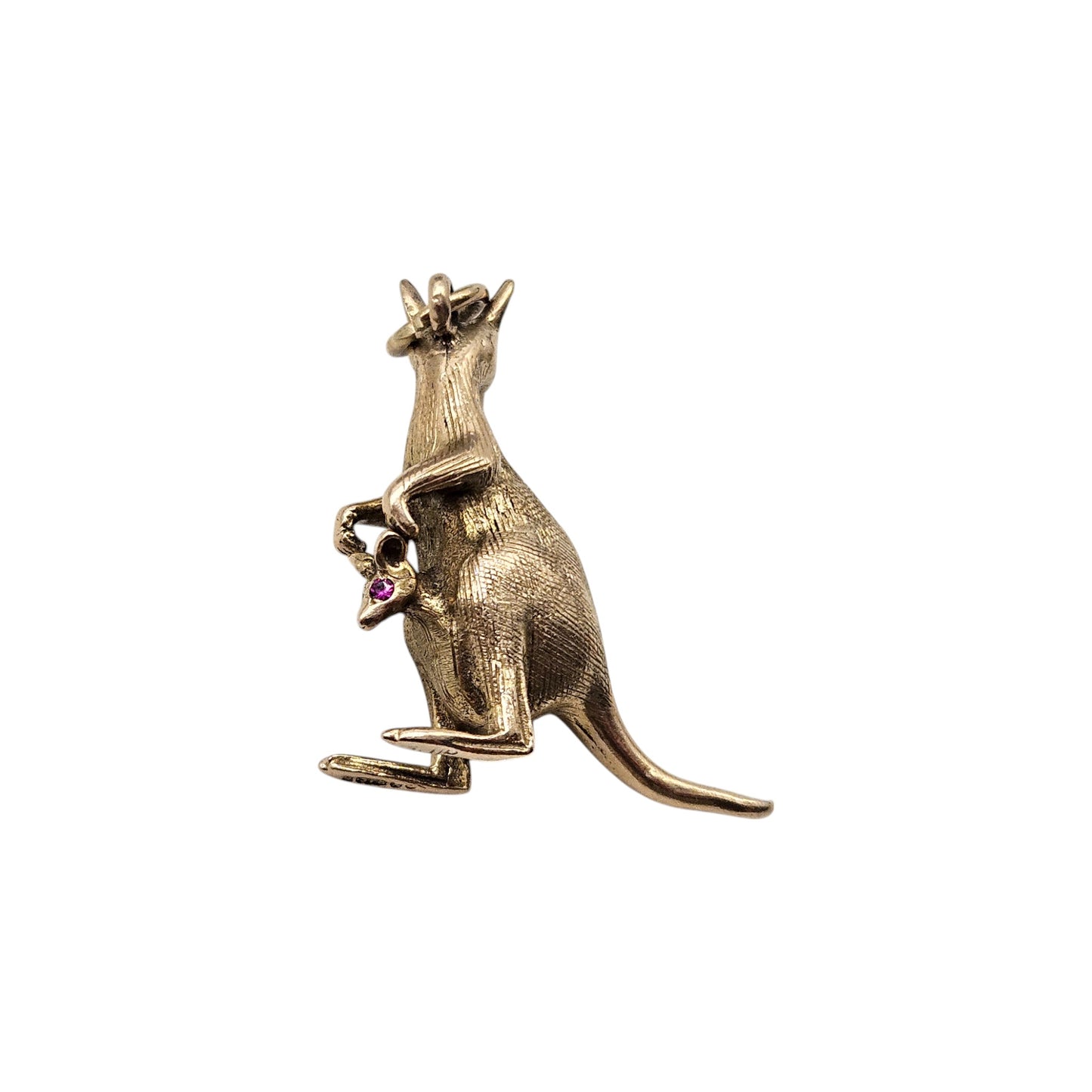 9ct 375 Yellow Gold Kangaroo & Joey Charm With Red Eyes 1965 L 2.4 cm 4.8 g.