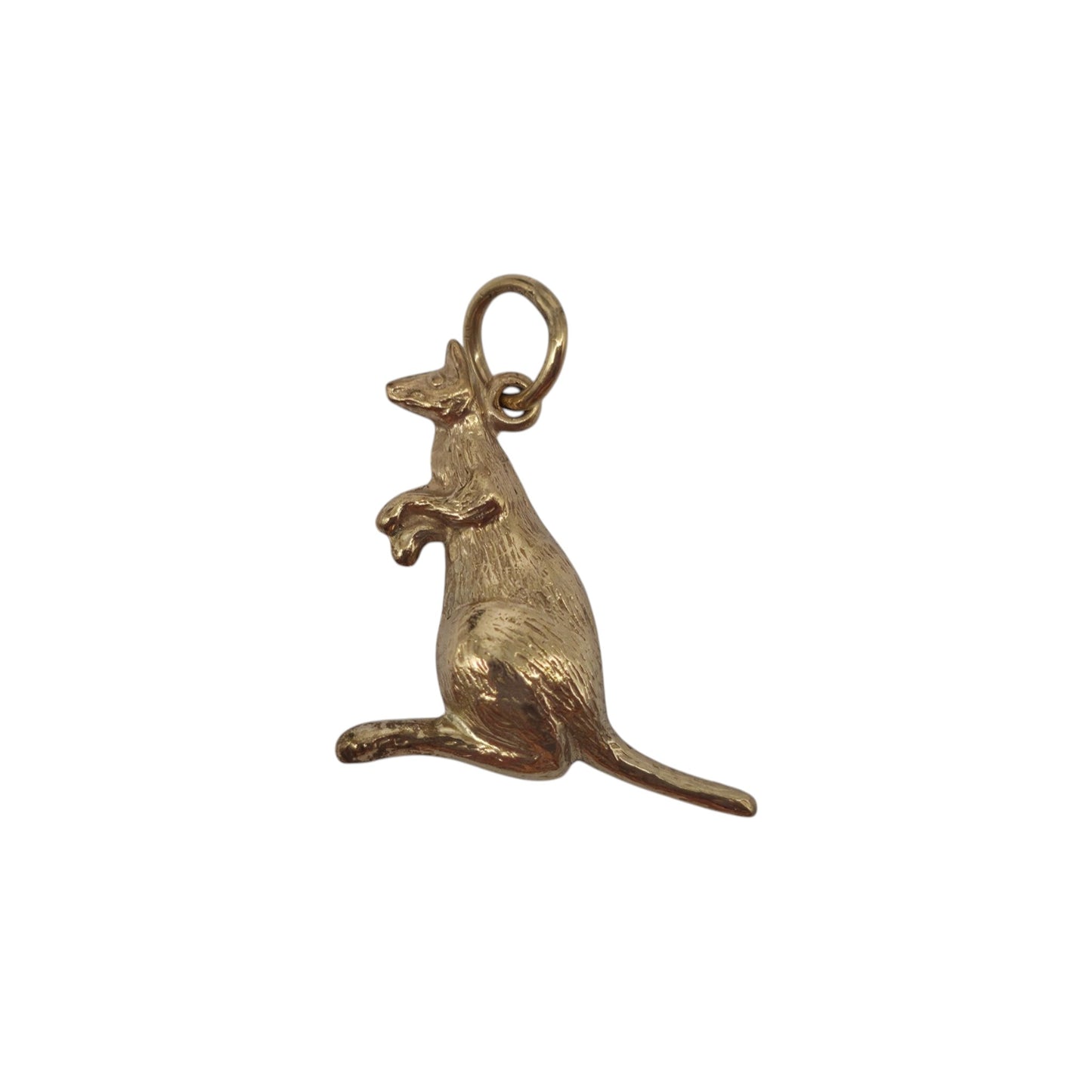 9ct 375 Yellow Gold Kangaroo Charm 1973 L 1.7 cm 0.8 g.