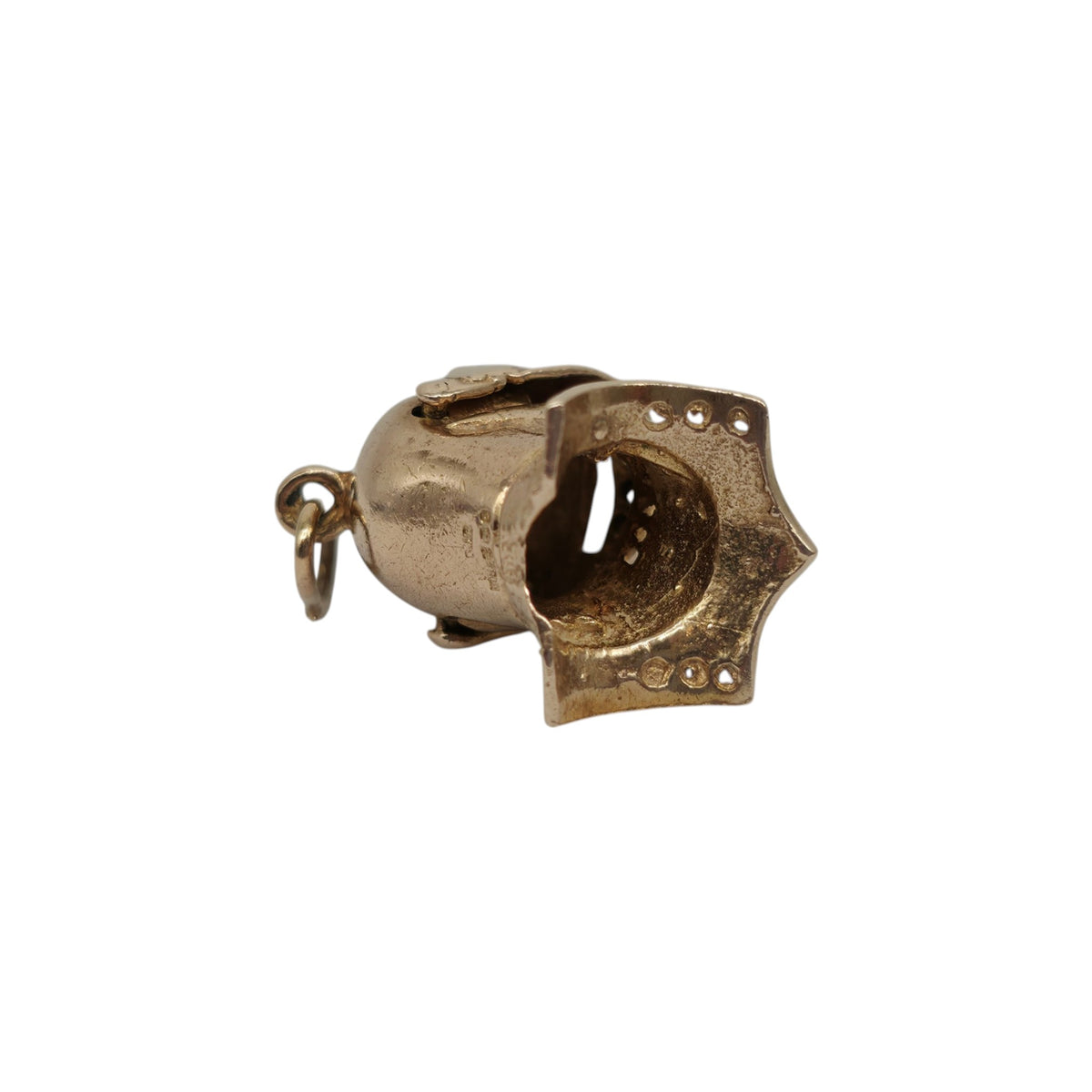 9ct 375 Yellow Gold Knight's Helmet Opening Charm 1965 L 1.9 cm 4.9 g.