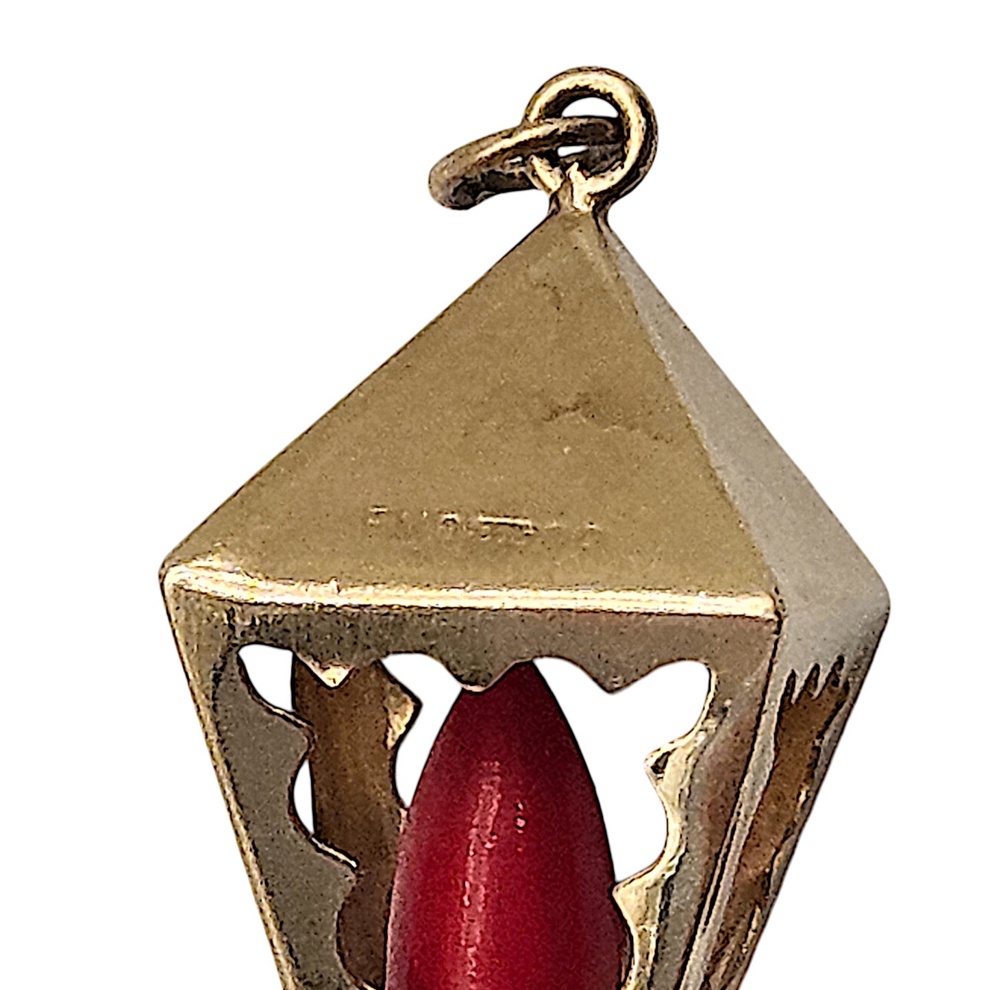 9ct 375 Yellow Gold Lantern Charm 1966 L 1.9 cm 1.6 g.
