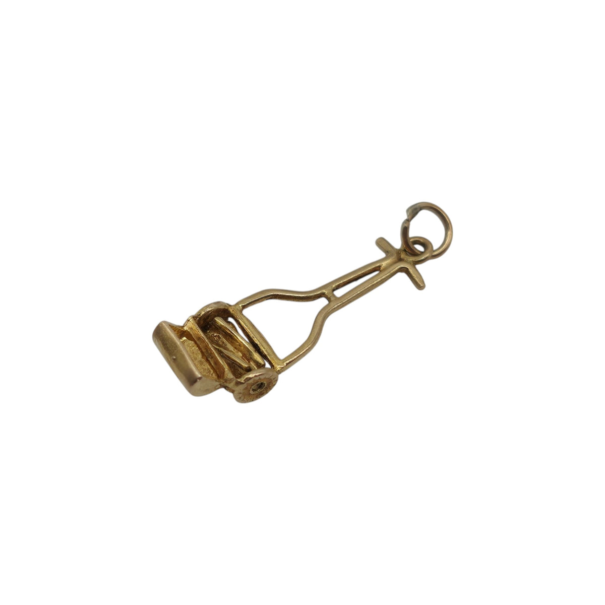 9ct 375 Yellow Gold Lawn Mower Charm 1959 L 2.1 cm 1.1 g.