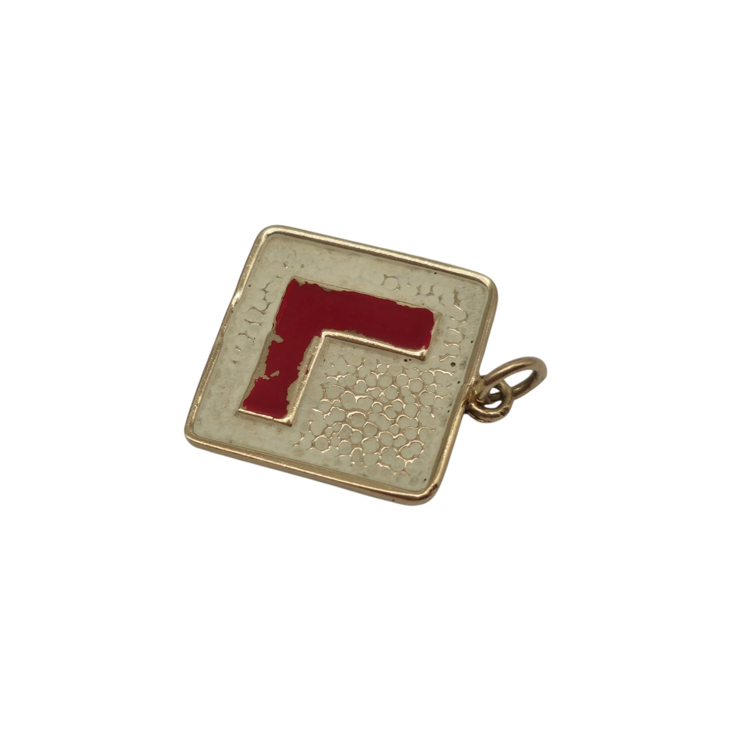 Unusual 9ct 375 Yellow Gold & Enamel "L" Learner Plate Charm 1972 L 1.5 cm 2.0 g.