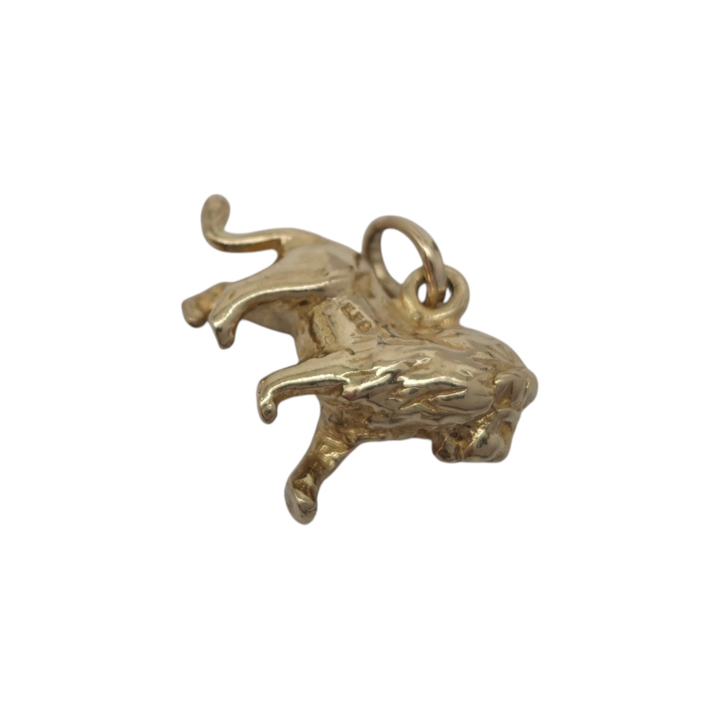 9ct 375 Yellow Gold Lion Charm 2002 L 1.7 cm 3.4 g.