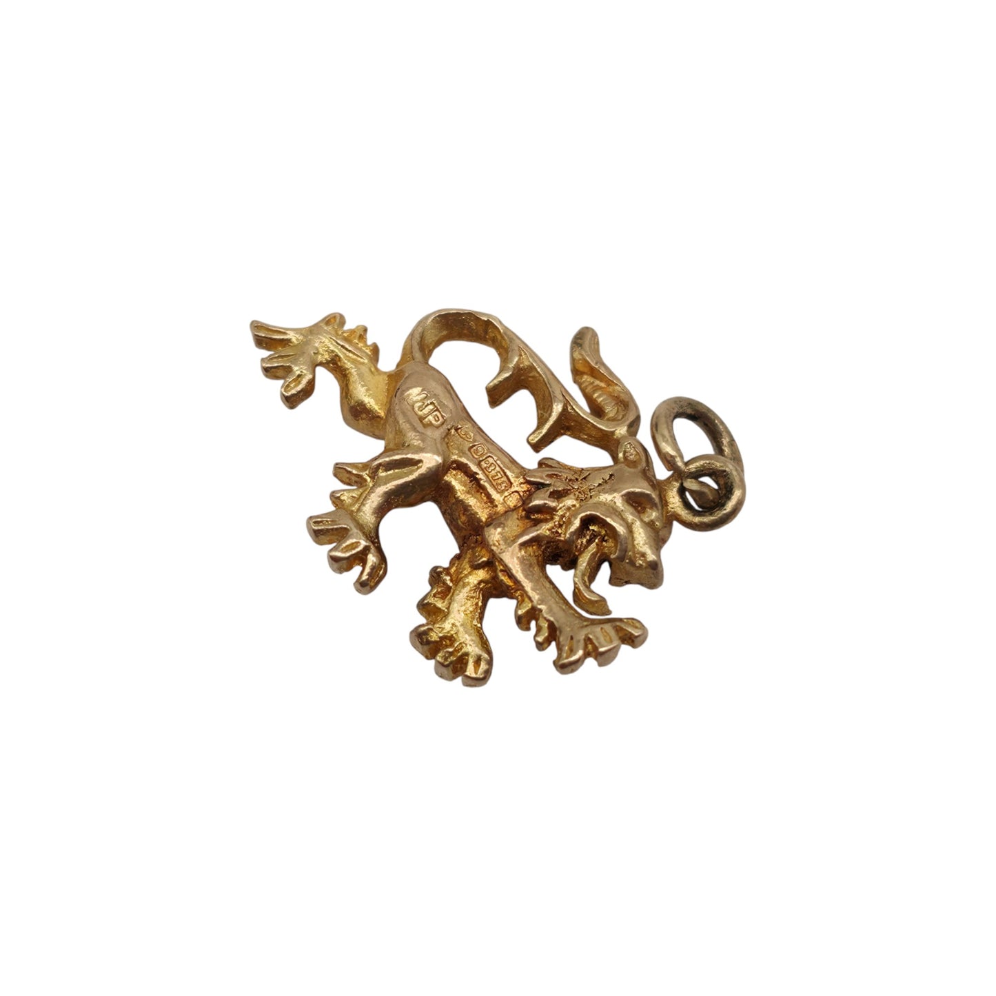 Chester 9ct 375 Yellow Gold Lion Charm 1958 L 1.7 cm 2.5 g.