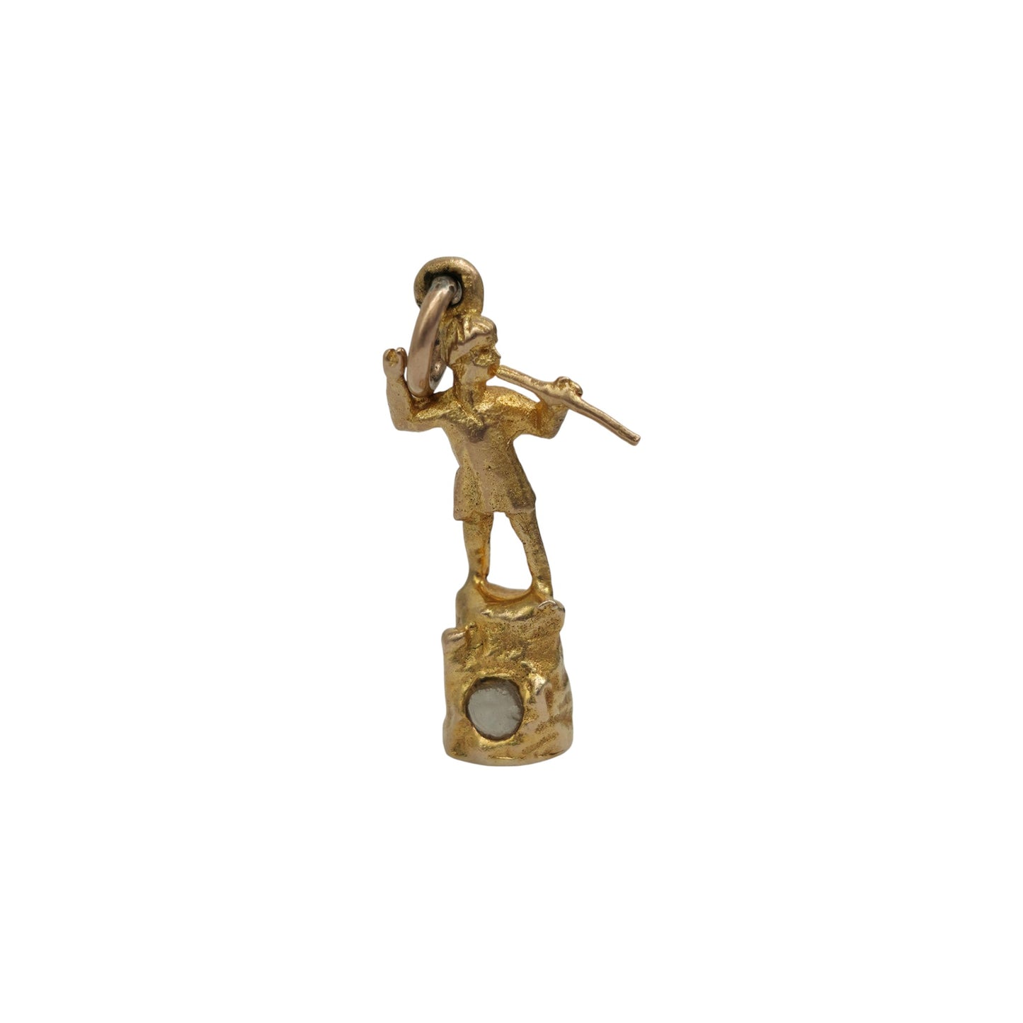 9ct 375 Yellow Gold Man With Flute Charm 1957 L 2.0 cm 2.7 g.