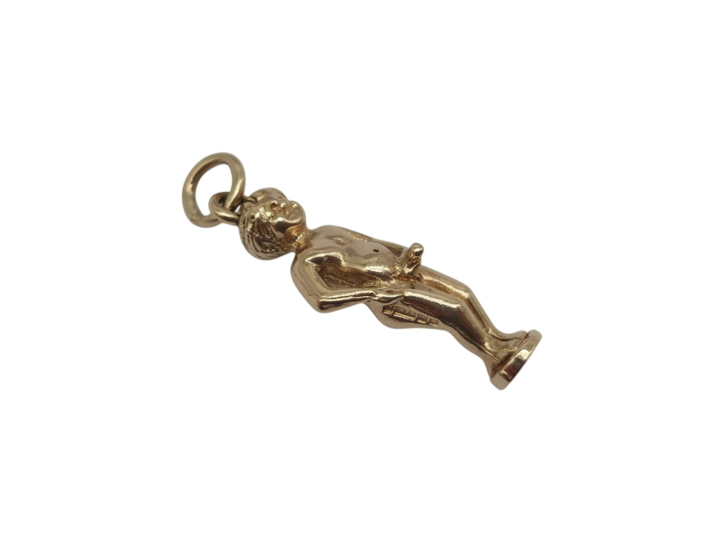 9ct 375 Yellow Gold Manneken Pis Charm 1963 L 2.0 cm 2.5 g.