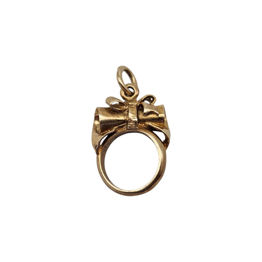 9ct 375 Yellow Gold Marriage Licence Stanhope Charm 1963 L 1.7 cm 3.4 g.