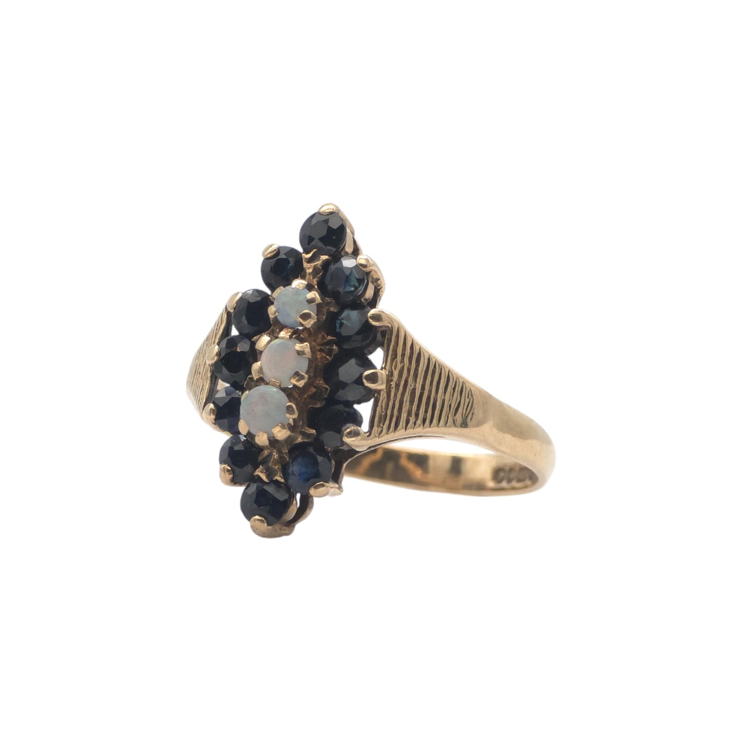 9ct 375 Yellow Gold Ring Set With Sapphires & Opals 1975 Size P 3.2 g
