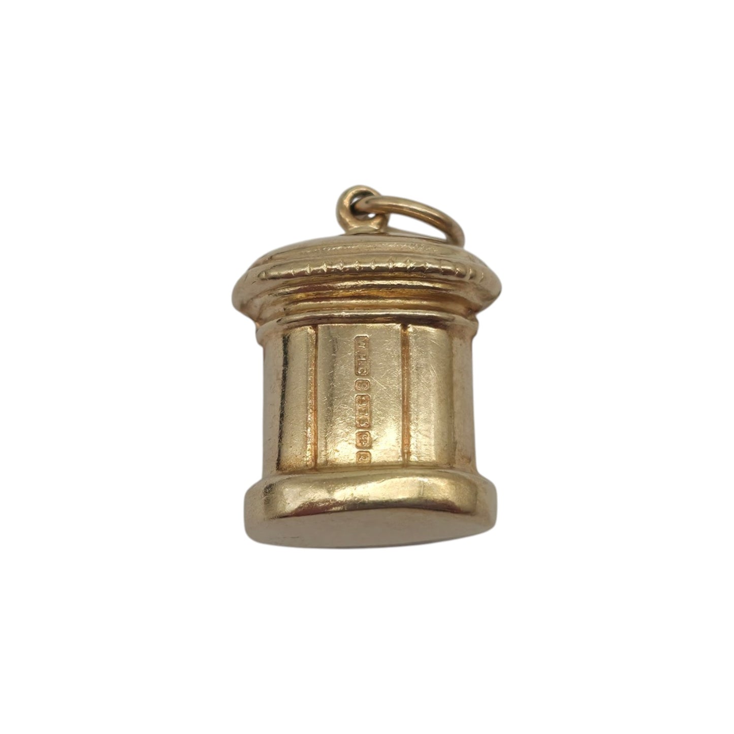 9ct 375 Yellow Gold Post Box Charm 1965 L 1.3 cm 1.0 g.