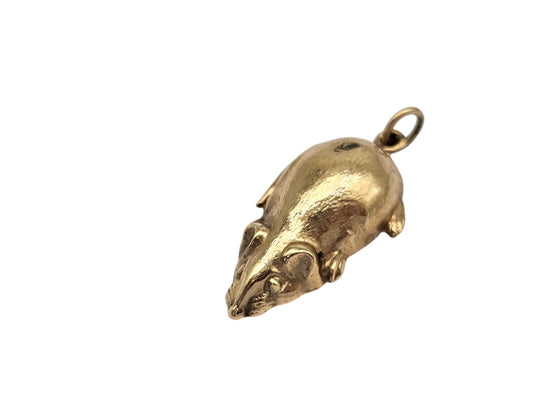 9ct 375 Yellow Gold Rat Charm c.1960's L 2.4 cm 1.3 g.