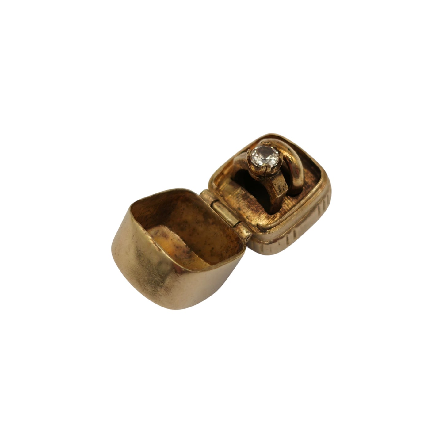 9ct 375 Yellow Gold Ring Box Opening Charm 1962 L 1.2 cm 5.8 g.