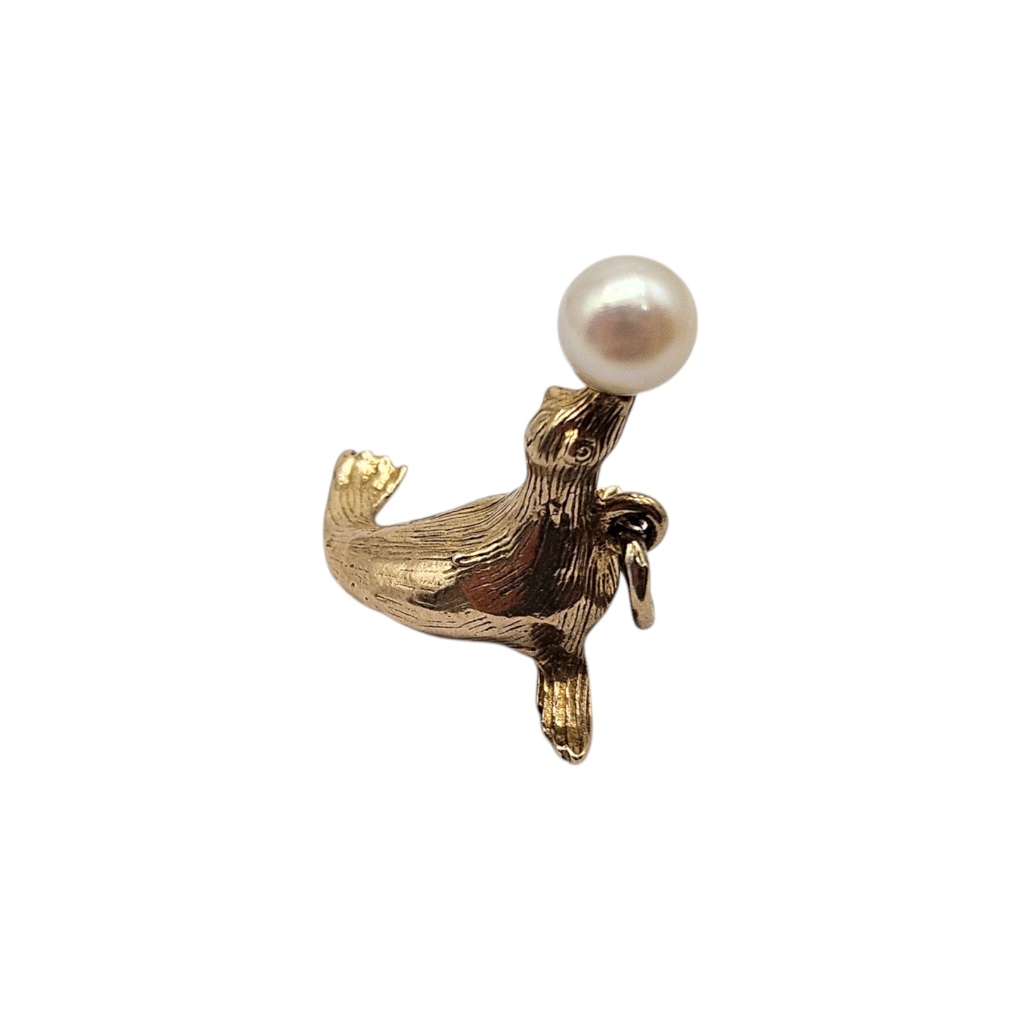 9ct 375 Yellow Gold Seal With Pearl Charm 1967 L 1.9 cm 3.6 g.