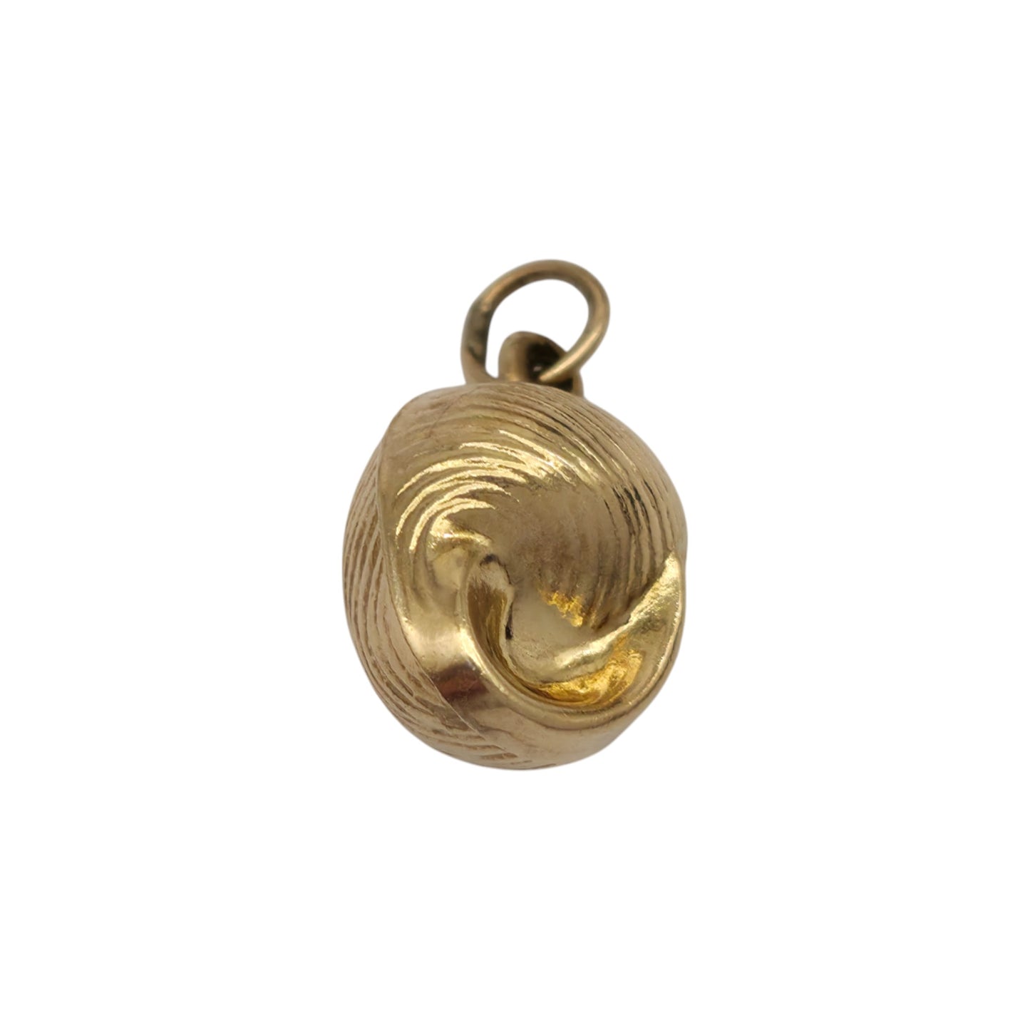 9ct 375 Yellow Gold Seashell Charm 1968 L 1.2 cm 0.6 g.