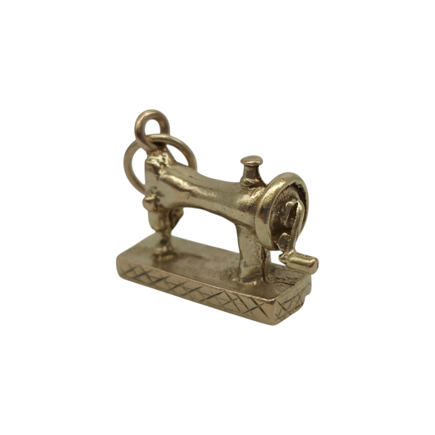 9ct 375 Yellow Gold Sewing Machine Charm 1971 L 1.7 cm 2.6 g.
