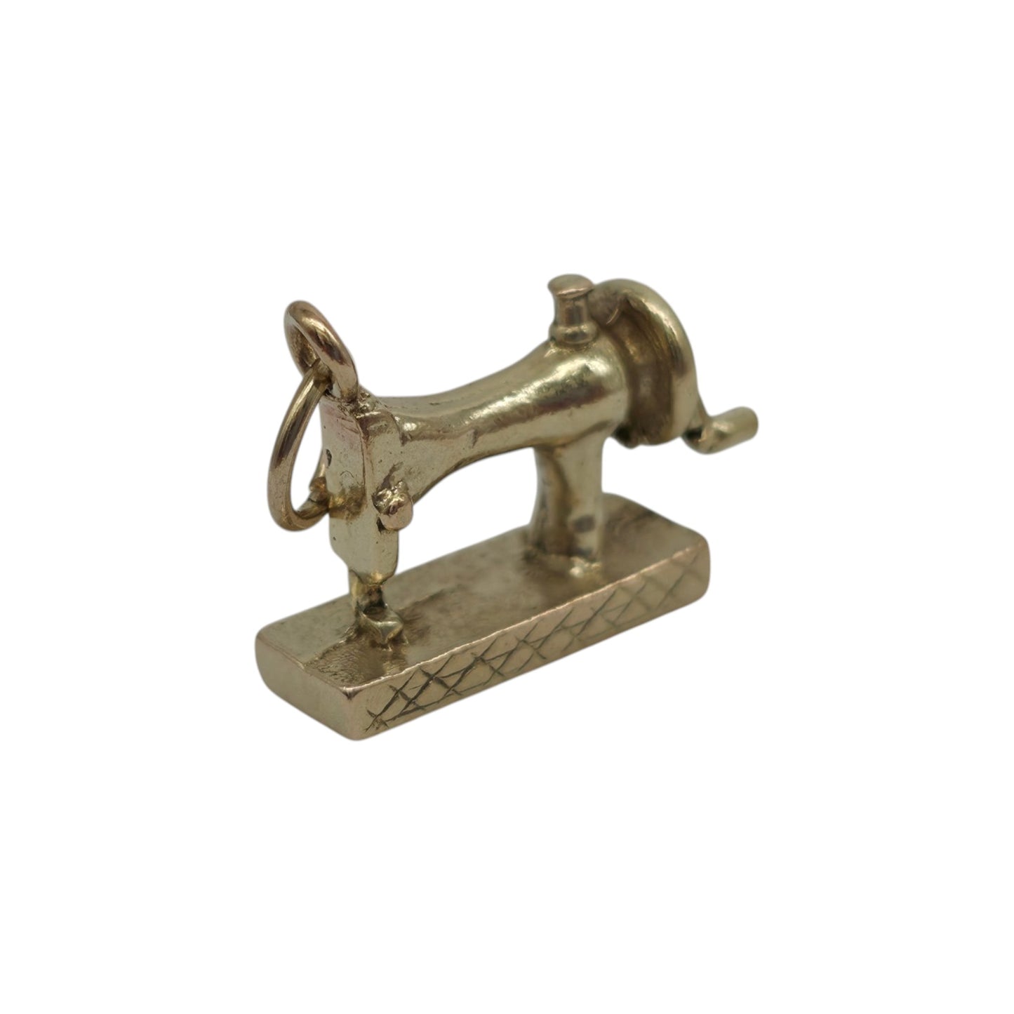9ct 375 Yellow Gold Sewing Machine Charm 1971 L 1.7 cm 2.6 g.