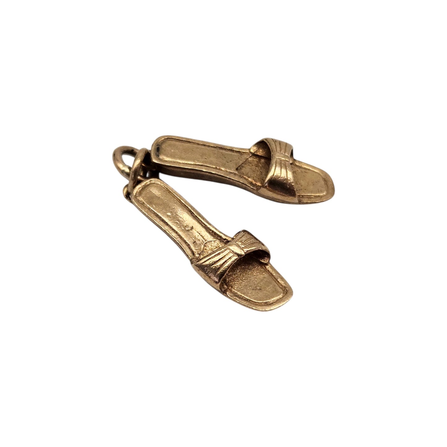 9ct 375 Yellow Gold Pair Of Slippers Charm 1972 L 1.6 cm 2.2 g.