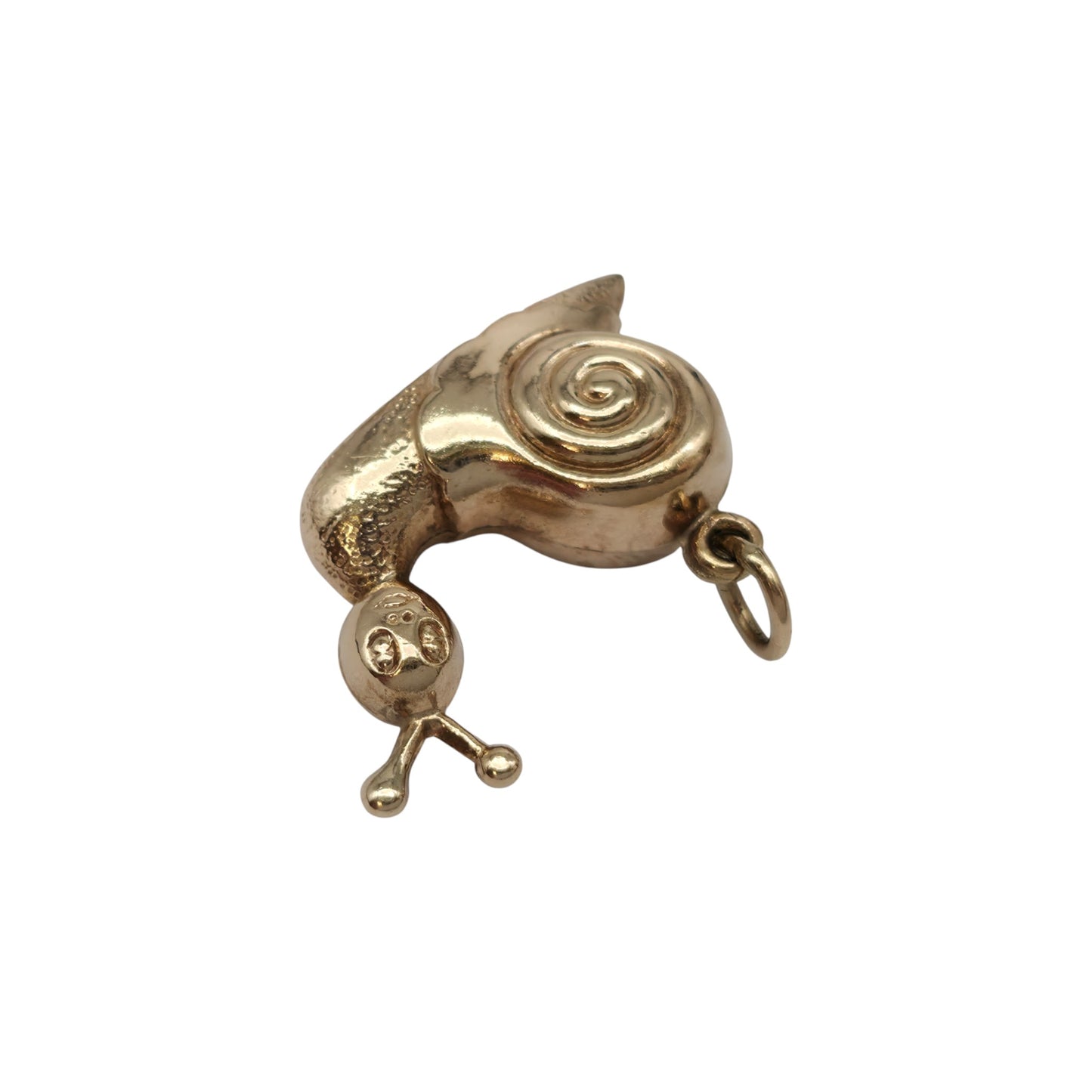 9ct 375 Yellow Gold Snail Charm 1977 L 2.4 cm 1.5 g.