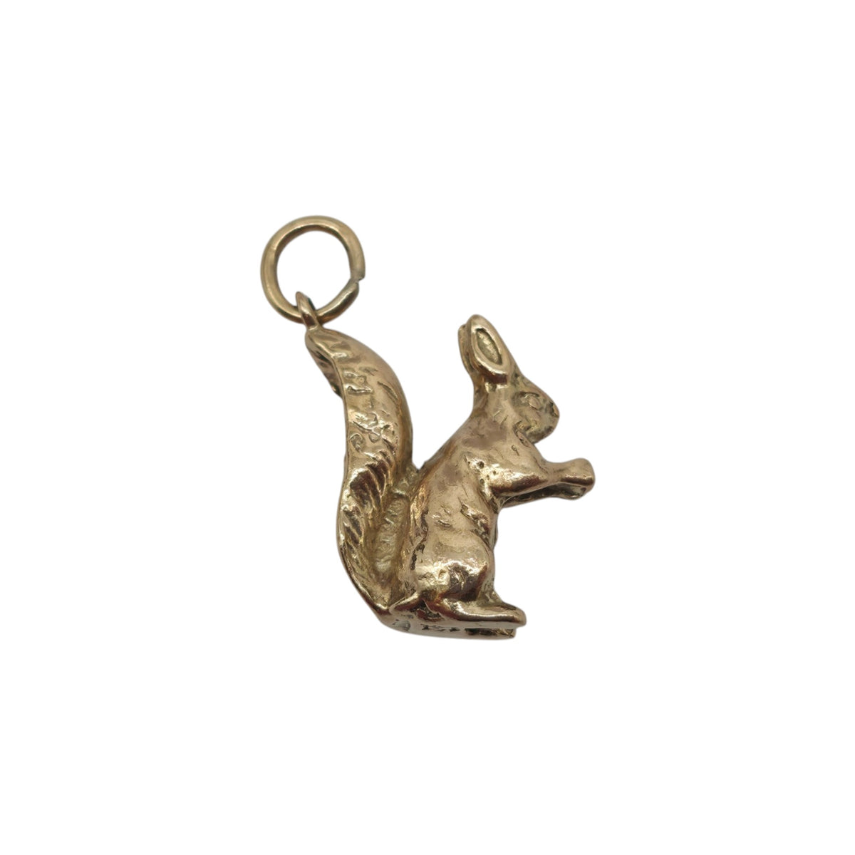 Cast 9ct 375 Yellow Gold Squirrel Charm 1948 L 1.5 cm 4.1 g.