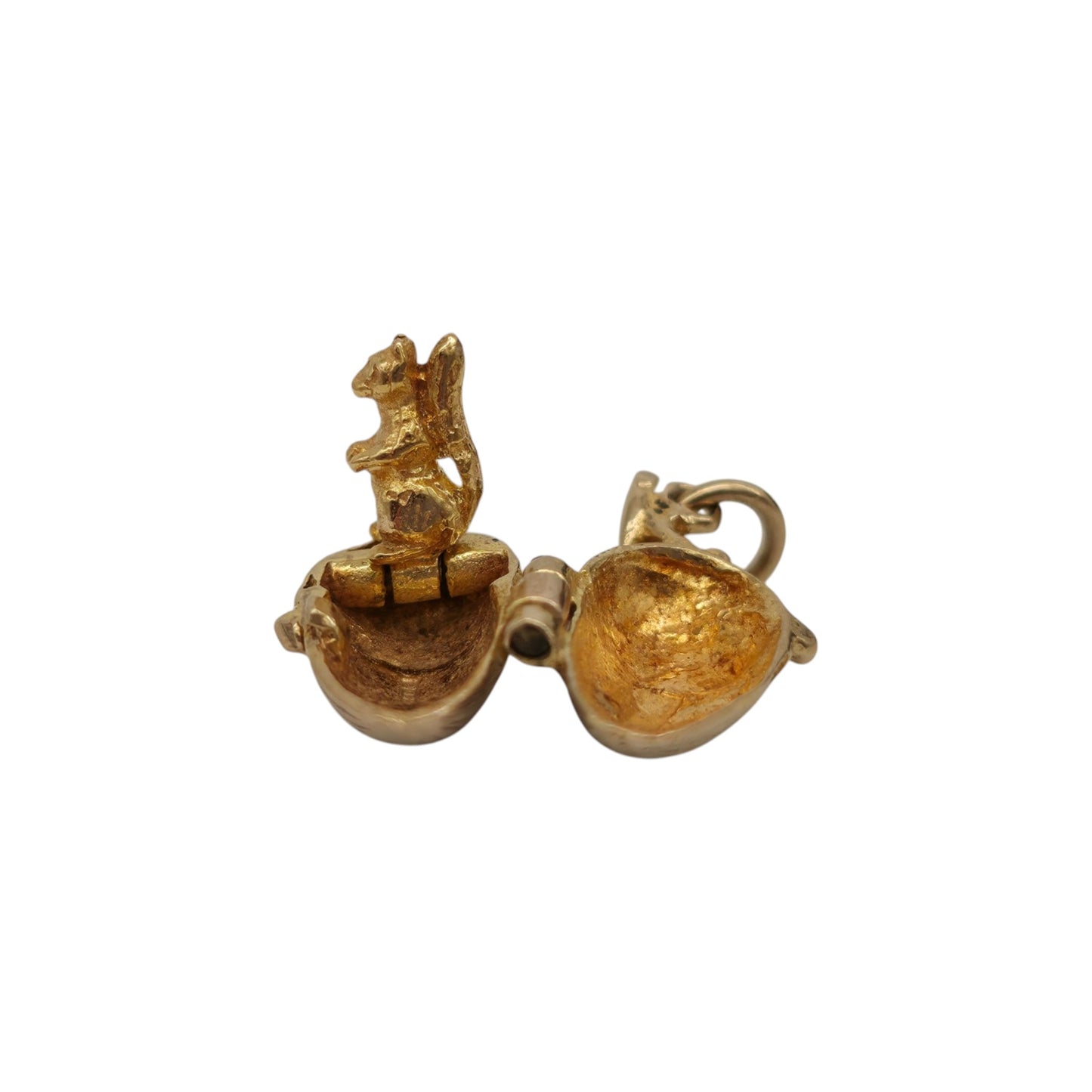 9ct 375 Yellow Gold Squirrel Inside Acorn Opening Charm c.1957 L 1.5 cm 2.1 g.