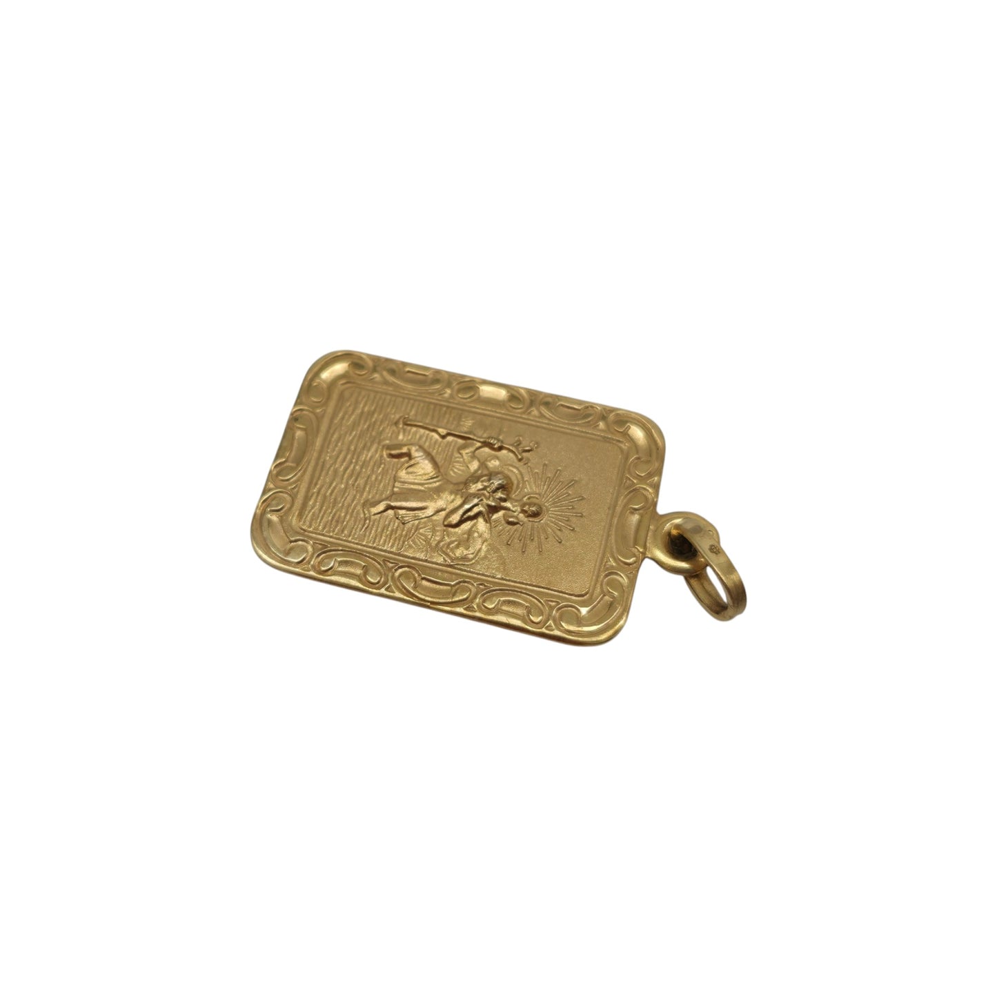 9ct 375 Yellow Gold St Christopher Pendant 1984 L 2.0 cm 2.0 g.