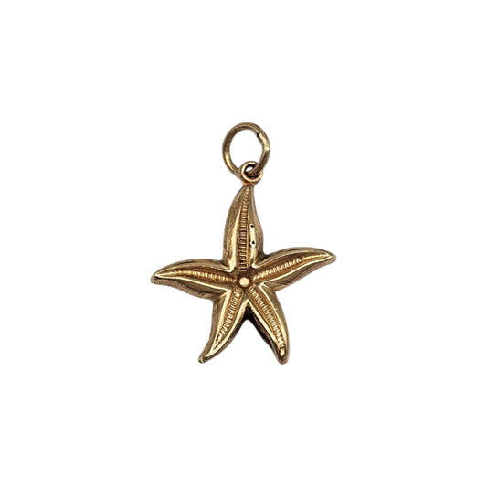 9ct 375 Yellow Gold Starfish Charm 1971 L 1.7 cm 0.8 g.