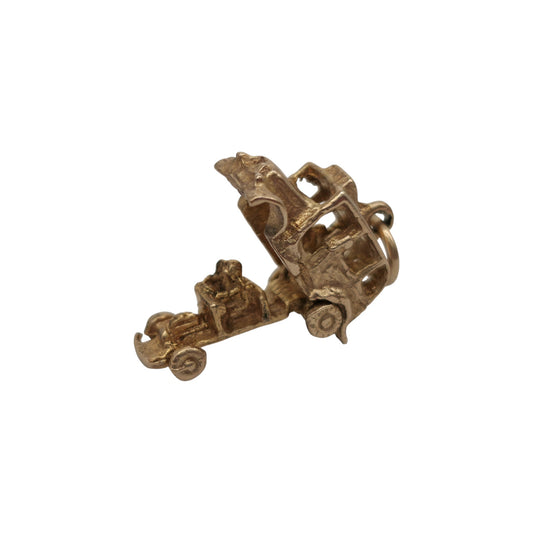 9ct 375 Yellow Gold Taxi Opening Charm 1967 L 1.7 cm 3.6 g.