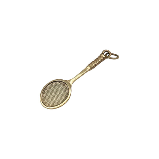 9ct 375 Yellow Gold Tennis Racket Charm 1979 L 2.5 cm 1.0 g.