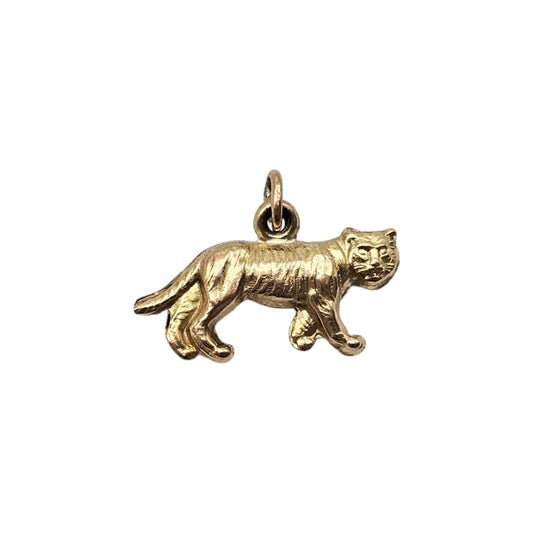 Chester 9ct 375 Yellow Gold Tiger Charm 1957 L 2.0 cm 0.8 g.