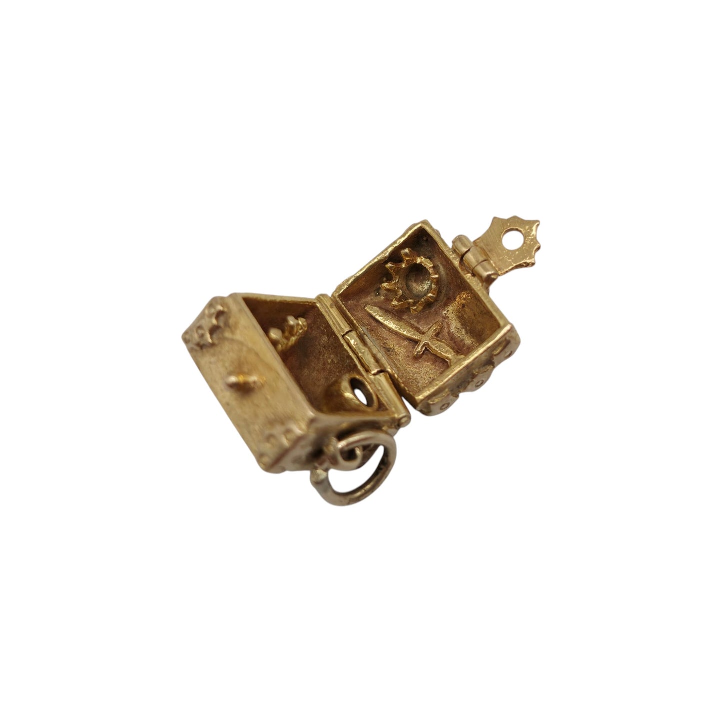 9ct 375 Yellow Gold Treasure Chest Opening Charm 1965 L 1.0 cm 2.7 g.