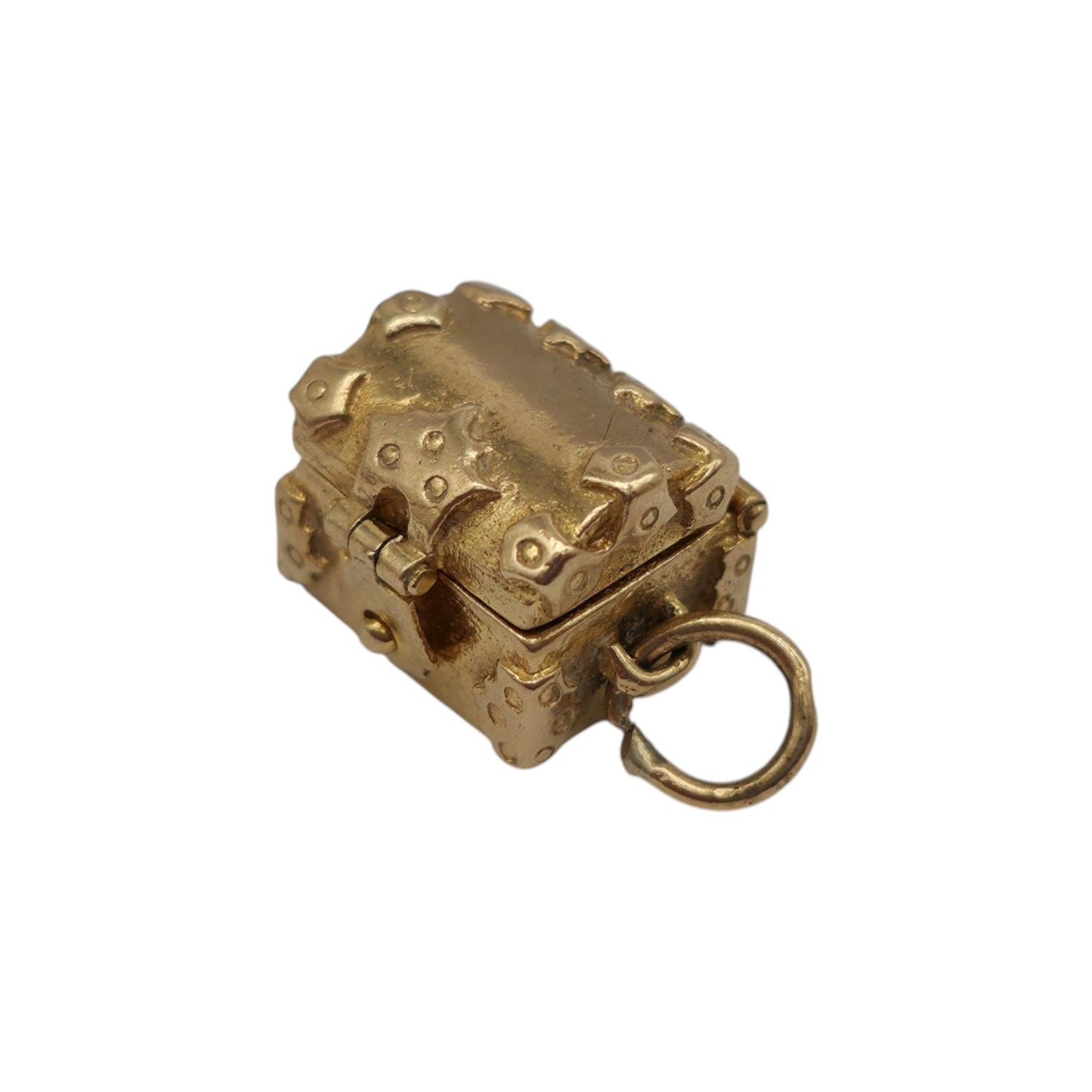 9ct 375 Yellow Gold Treasure Chest Opening Charm 1965 L 1.0 cm 2.7 g.