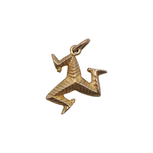 9ct 375 Yellow Gold Triskelion Charm 1963 L 1.6 cm 2.7 g.