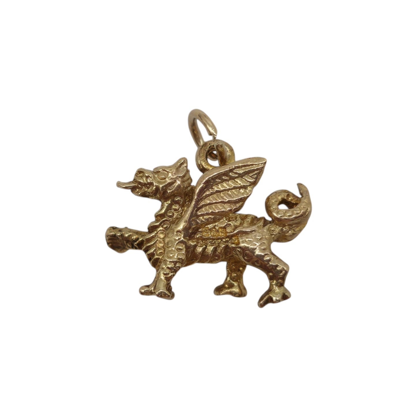 9ct 375 Yellow Gold Welsh Dragon Charm 1967 L 1.8 cm 3.7 g.