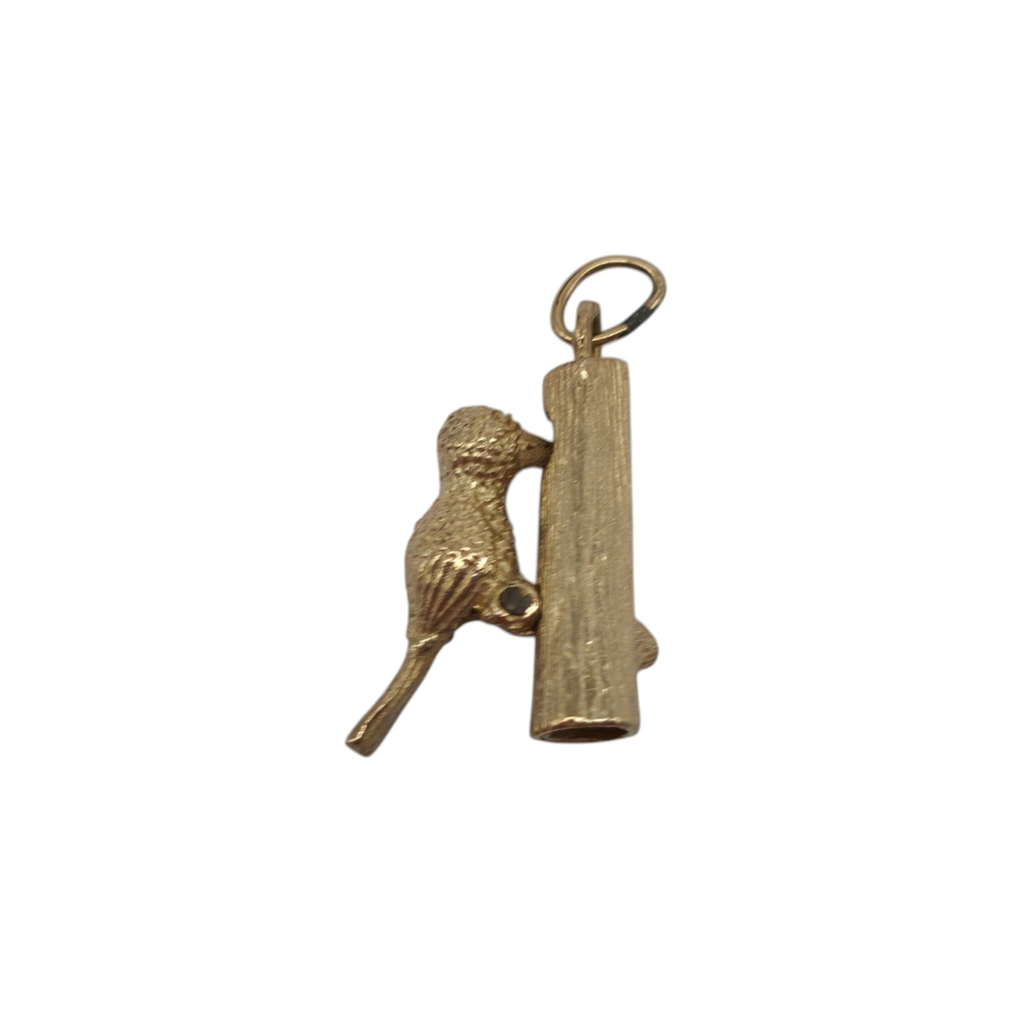 9ct 375 Yellow Gold Articulated Woodpecker Charm 1971 L 1.6 cm 2.8 g.