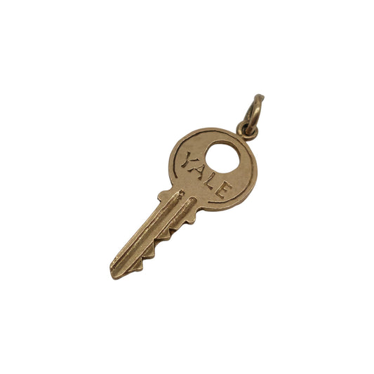 9ct 375 Yellow Gold Yale Key Charm 1957 L 2.3 cm 1.3 g.