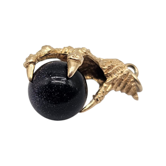 9ct 375 Yellow Gold Ball in Claw Charm 1972 L 1.9 cm 3.4 g
